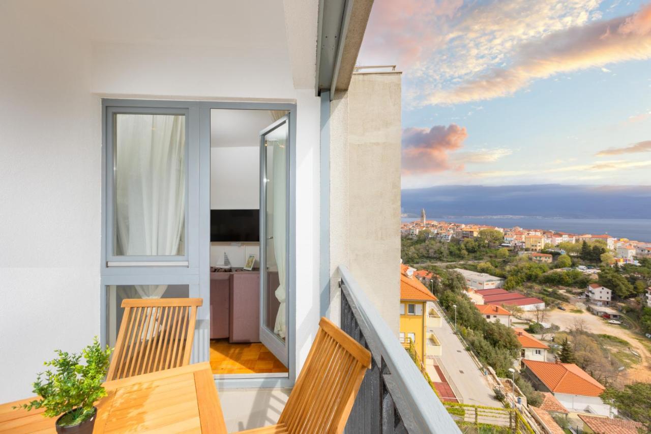 Apartman Leona Appartamento Vrbnik Esterno foto