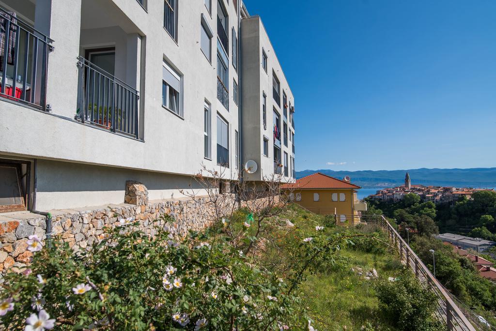 Apartman Leona Appartamento Vrbnik Esterno foto